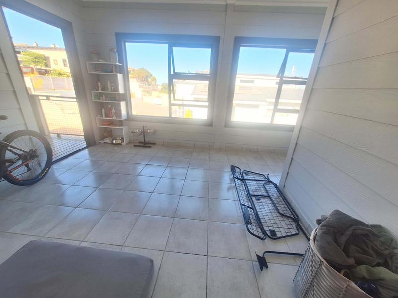 5 Bedroom Property for Sale in Seemeeu Park Western Cape